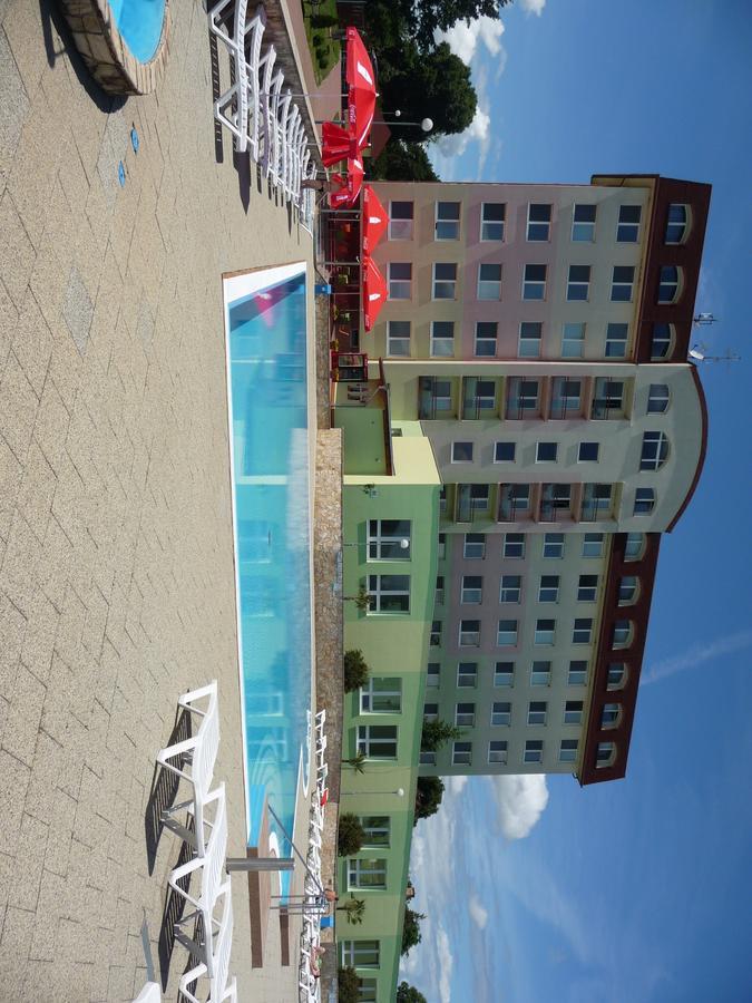 Hotel Rimava Poprad Exterior foto